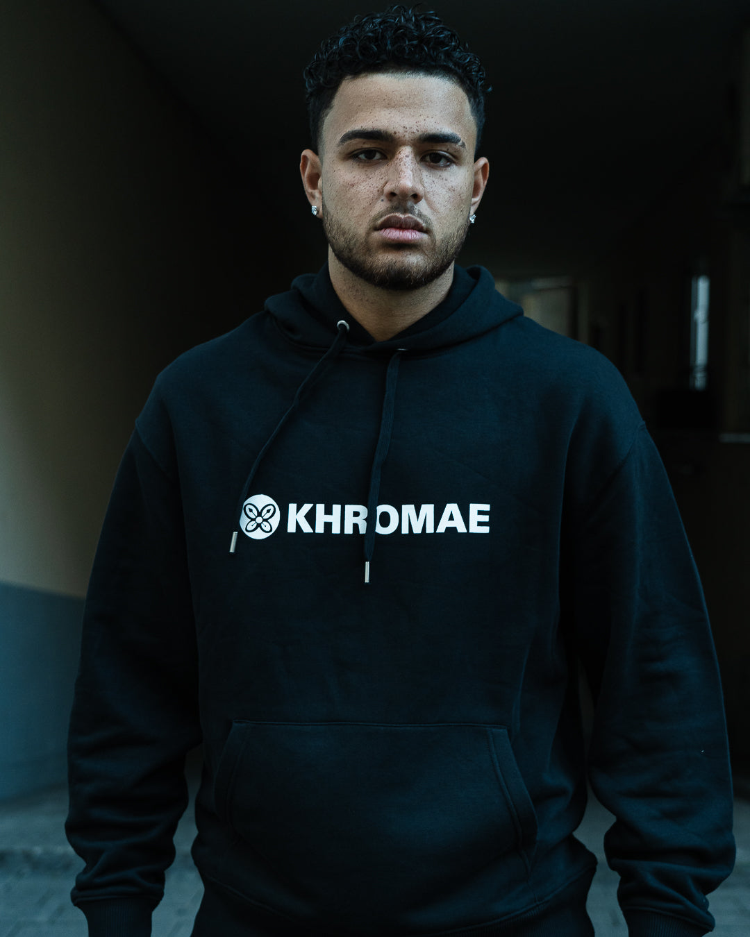 KHROMAE Basic Hoodie (unisex)