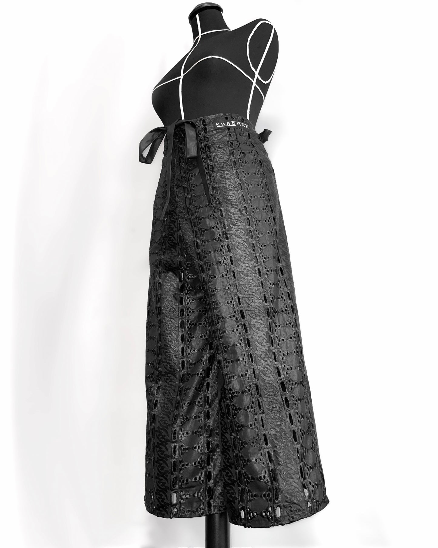 "Gye Nyame" Wickelhose (lang)